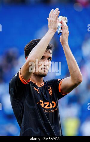 BARCELONA – Okt 2: Guillamon begrüßt die Fans des Spiels La Liga zwischen RCD Espanyol und Valencia CF im RCDE-Stadion am 2. Oktober 2022 in BARC Stockfoto