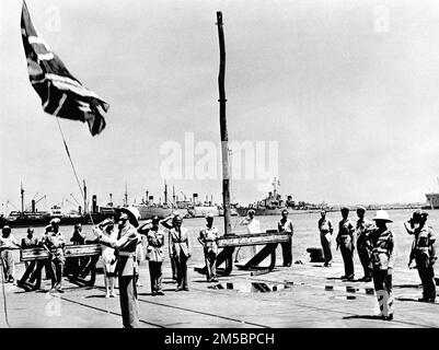 Britische Truppen verließen Haifa im Jahr 1948. Foto https://commons.wikimedia.org/w/index.php?curid=40717382 Stockfoto