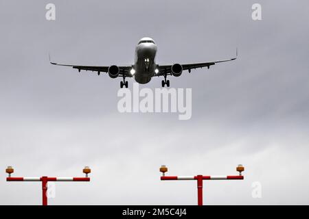 Flugzeug Swiss, Airbus A321-200, HB-IOO Stockfoto
