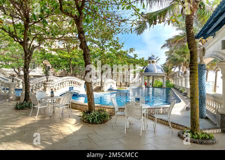 4-Sterne-Resort Lan rung in Ba Ria - Provinz Vung Tau, Vietnam - 21. Dezember 2022: Blick auf das 4-Sterne-Resort Lan rung in Ba Ria - Provinz Vung Tau, Vietnam Stockfoto