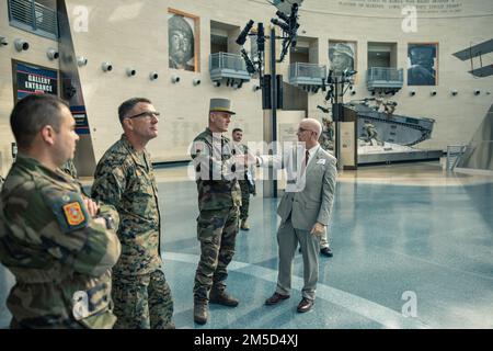 Brigadegeneral Der Französischen Armee. Gen. Eric Ozanne, der