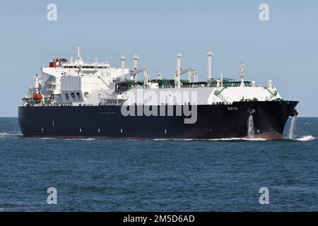 Der Flüssiggastanker Soyo trifft am 31. August 2022 im Hafen von Rotterdam ein. Stockfoto