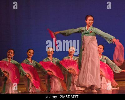 Nordkoreanische Balletttänzer und Musiker in Pjöngjang, Nordkorea Stockfoto