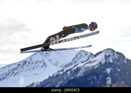 Oberstdorf, Deutschland. 28. Dezember 2022. Philipp RAIMUND (GER), Action, Sprung. Skispringen, 71. International Four Hills Tournament 2022/23, Eröffnungsveranstaltung in Oberstdorf, Qualifikation am 28. Dezember 2022. AUDI ARENA. ? Kredit: dpa/Alamy Live News Stockfoto