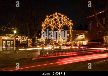 WA22901-00...WASHINGTON - Winterabend im Zentrum von Edmonds in Snohomish County. Stockfoto