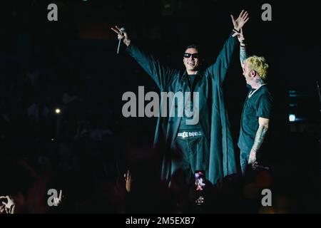 Mailand, Italien. 12. Dezember 2022. Salmo und Marracash treten am 12. Dezember 2022 live im Mediolanum Forum Assago in Mailand auf (Foto von Alessandro Bremec/NurPhoto). Kredit: NurPhoto SRL/Alamy Live News Stockfoto