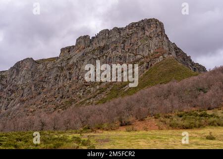 Erholungsgebiet Alto de Panderrueda im Nationalpark Picos de Europa. Posada de Valdeon in der Region Leon, Spanien Stockfoto