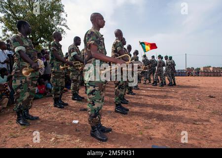 Militärband der malischen Streitkräfte parade in Sikasso, Mali, Afrika Stockfoto