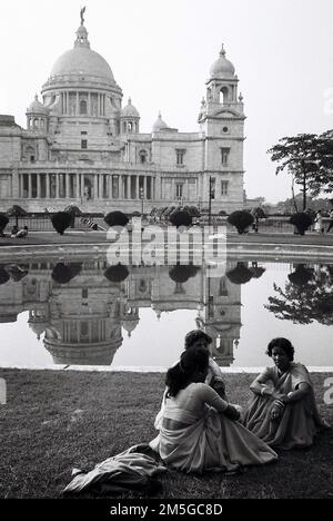 November 1991, Kalkutta, Indien. Das berühmte Queen Victoria Memorial am Maidan. Stockfoto