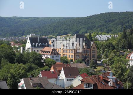 Blick vom Bayersturm auf die Georg Ludwig Rexroth Realschule in Lohr am Main, Niederfrankreich, Franken, Spessart, Bayern, Deutschland Stockfoto