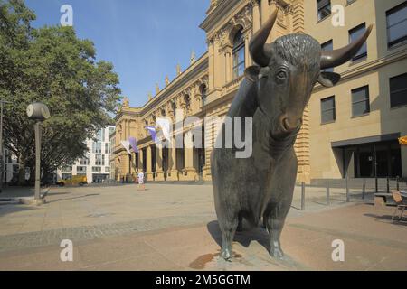 Bulle an der Börse und Bär, deutsche Börse, Börse, Symbol, Stadtzentrum, Main, Frankfurt, Hessen, Deutschland Stockfoto