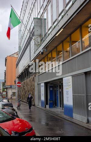 Turin, Piemont, Italien - NOV. 08 2022: PRODUKTIONSZENTRUM RAI Turin in im historischen Hauptsitz des italienischen Rundfunk- und Fernsehens RAI - nationales Publikum b Stockfoto