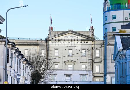 Der alte Haupteingang des Royal Sussex County Hospital RSCH in Brighton , Sussex , England UK - University Hospitals Sussex NHS Foundation Trust. Stockfoto