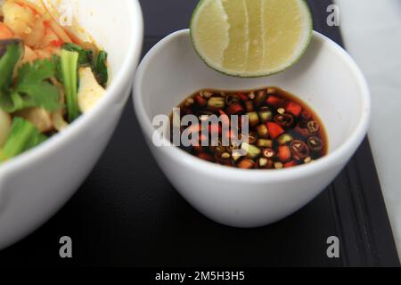 Chili in Sojasauce für asiatisches Curry Stockfoto