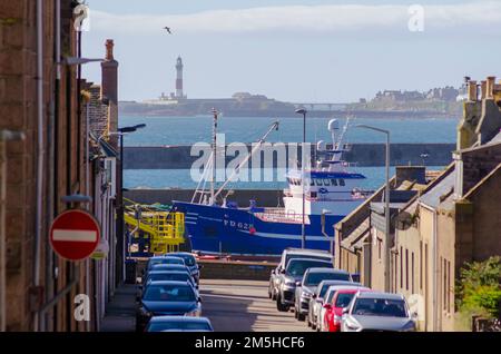 PETERHEAD, SCHOTTLAND, Großbritannien - 19. August 2022 - Straßenszene in der Nähe des Hafens in Peterhead, Aberdeenshire, Schottland, Großbritannien - Foto: Geopix Stockfoto