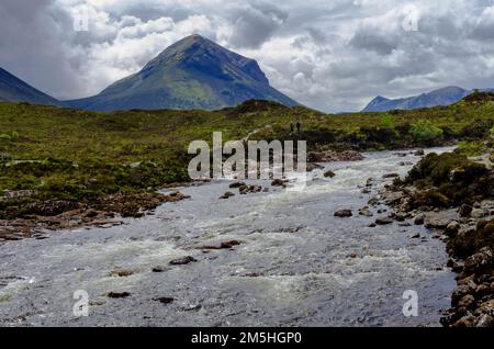 Zwei Wanderungen unter dem Gipfel von Marsco (736m m) in den Red Cullins auf der Isle of Skye Scotland UK Stockfoto