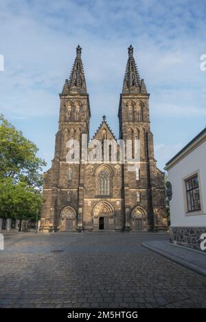 Basilika St. Peter und St. Paul in Vysehrad - Prag, Tschechische Republik Stockfoto