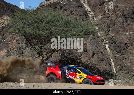 201 LOEB Sebastien (Fra), LURQUIN Fabian (Bel), Bahrain RAID Extreme, BRX, Prodrive Hunter, Auto, FIA W2RC, Action during the Private Test of the Dakar 2023, vom 28. Bis 29. Dezember 2022 nahe Yanbu, Saudi-Arabien - Foto: Florent Gooden/DPPI/LiveMedia Stockfoto