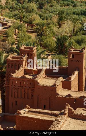 Nordafrika. Marokko. Ksar d'Ait Ben Haddou im Atlasgebirge Marokkos. UNESCO-Weltkulturerbe seit 1987. Blick auf die Dächer Stockfoto