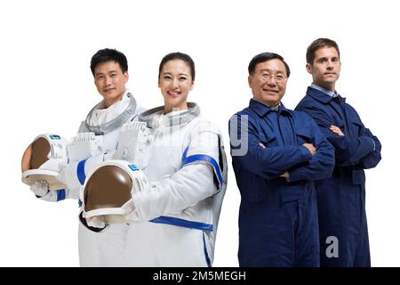 Fotoshooting männlicher Astronauten und Ingenieurteam Stockfoto