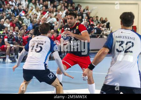 Luka Sebetic von Kroatien während eines freundlichen Handballspiels in der Mate Parlov Sport Hall in Pula, Kroatien, am 29. Dezember 2022. Foto: Srecko Niketic/PIXSELL Stockfoto