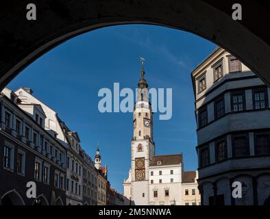 Alter Rathaus-Uhrturm und unterer Marktplatz, Untermarkt, Görlitz, Görlitz, Deutschland Stockfoto