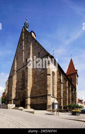 Kirche St. John, 15. c. Gotisch, Evangelische Lutherische Pfarrkirche, Pseudo-Basilika mit drei Schiffen, Martin-Luther-Platz, Ansbach, Mittelfrankreich Stockfoto