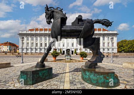 Anscavallo, 1993, Skulptur des Bildhauers Juergen Goertz, hinter Residenz Ansbach, Burg, einst Sitz der Regierung der Margraven von Stockfoto