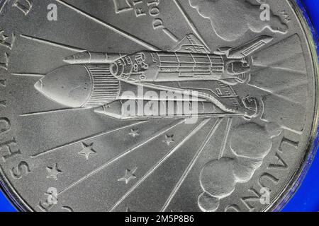 Nahaufnahme einer Space Shuttle Coin zur Erinnerung an den Start der Space Shuttle Discovery am 29. September 1988 vom Kennedy Space Centre Stockfoto