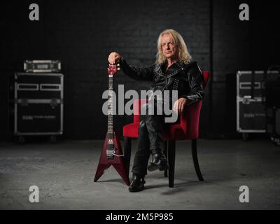 K.K. Downing, fotografiert in KK's Steel Mill, Woverhampton. Stockfoto