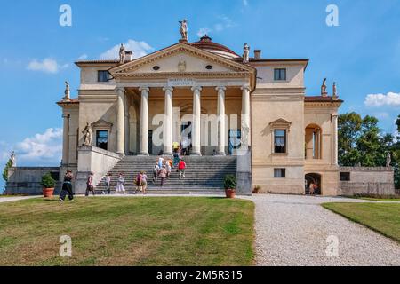 VICENZA, ITALIEN - AUGUST 12,2009: Villa La Rotonda ist eine Renaissance-Villa gleich außerhalb von Vicenza, Norditalien, entworfen von Andrea Palladio. Stockfoto