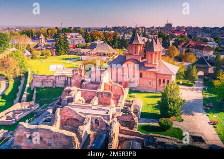 Targoviste, Rumänien - mittelalterliche Kathedrale, ehemalige Hauptstadt des Walachischen Fürstentums, berühmt für die Residenz Dracula. Stockfoto