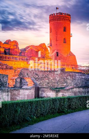 Targoviste, Rumänien - Chindia Tower, ehemalige Hauptstadt des Walachischen Fürstentums, berühmte Residenz von Dracula. Stockfoto