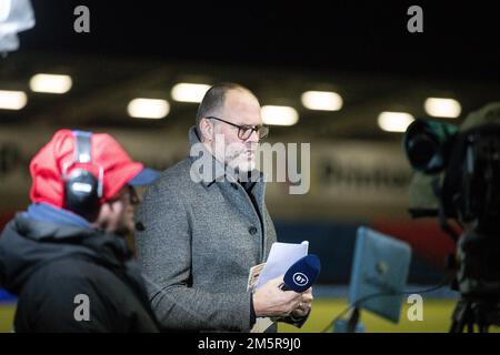 Manchester, Großbritannien. 30. Dezember 2022. BT Sport Martin Bayfield *** während des Gallagher Premiership Rugby-Spiels zwischen Sale Sharks und Leicester Tigers im AJ Bell Stadium, Manchester, am 30. Dezember 2022. Foto von Simon Hall. Nur redaktionelle Verwendung, Lizenz für kommerzielle Verwendung erforderlich. Keine Verwendung bei Wetten, Spielen oder Veröffentlichungen von Clubs/Ligen/Spielern. Kredit: UK Sports Pics Ltd/Alamy Live News Kredit: UK Sports Pics Ltd/Alamy Live News Stockfoto