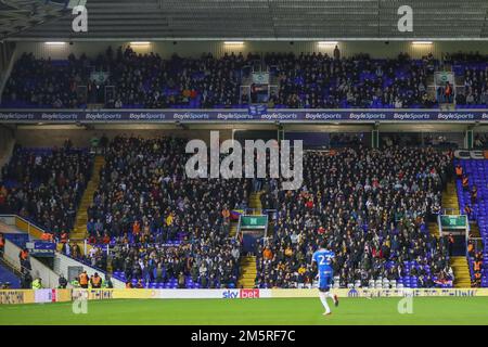 Allgemeiner Blick auf die Fans von Hull City während des Sky Bet Championship-Spiels Birmingham City vs Hull City in St Andrews, Birmingham, Großbritannien, 30. Dezember 2022 (Foto: Gareth Evans/News Images) Stockfoto