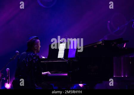 Rom, Italien. 28. Dezember 2022. Dardust während Elisa - eine intime Nacht, italienisches Sängerkonzert in Rom, Italien, Dezember 28 2022 Kredit: Independent Photo Agency/Alamy Live News Stockfoto