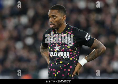 Ivan Toney #17 von Brentford während des Premier League-Spiels West Ham United gegen Brentford im London Stadium, London, Großbritannien. 30. Dezember 2022. (Foto von Arron Gent/News Images) in London, Großbritannien, am 12/30/2022. (Foto: Arron Gent/News Images/Sipa USA) Guthaben: SIPA USA/Alamy Live News Stockfoto