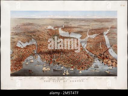 Die Stadt Boston. Vogelperspektive. Zeigt Points of Interest an. Diese dramatische und farbenfrohe Vogelperspektive wurde von der New Yorker Firma Currier and Ives veröffentlicht und beobachtet die Stadt aus dem Nordosten. Es stellt die östliche Uferpromenade mit zahlreichen Schiffen, Werften und Lagerhäusern im Vordergrund. Eine Vielzahl wichtiger Gebäude und Orte werden am unteren Rand identifiziert, sind aber nicht eindeutig mit bestimmten Gebäuden in der Zeichnung verknüpft. Wie für die Stadtansichten Currier und Ives charakteristisch, werden die Gebäude im unmittelbaren Vordergrund und in der Mitte mit den meisten Details gezeigt, während d Stockfoto