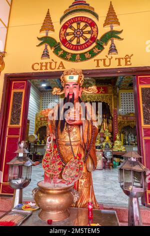 Wat Lokanukroh (Chua TU Te), chinesischer/vietnamesischer buddhistischer Tempel. Sampeng Lane, Chinatown, Bangkok, Thailand. Stockfoto