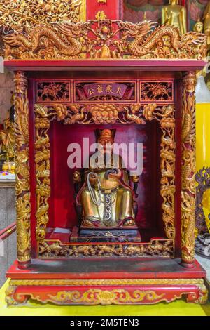 Wat Lokanukroh (Chua TU Te), chinesischer/vietnamesischer buddhistischer Tempel. Sampeng Lane, Chinatown, Bangkok, Thailand. Stockfoto