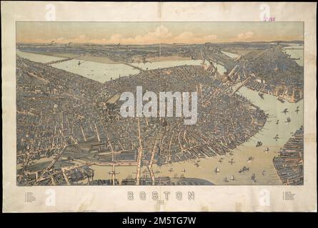 Boston: 1899. Vogelperspektive. Indiziert für Points of Interest. Als diese Luftaufnahme veröffentlicht wurde, war die Füllung und Entwicklung von Back Bay fast abgeschlossen, wodurch sich die ursprüngliche Größe der Stadt verdoppelt hat. Der Common und Public Garden sind zentral gelegen, mit dem neuen Back Bay Viertel im Westen. Das verbrannte Viertel wurde nicht nur wiederaufgebaut, sondern auch um eine belebte Uferpromenade erweitert, was verdeutlicht, wie Boston ein wichtiges regionales Handelszentrum war. Im Zuge des Wachstums des Geschäftsviertels von Boston mussten öffentliche Plätze und Grünflächen am Rande des urbanisierten Gebiets geschaffen werden. Stockfoto