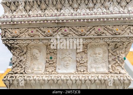 Wat Pariwat Ratchasongkram - buddhistischer Tempel in Bangkok, Thailand. Details. Stockfoto