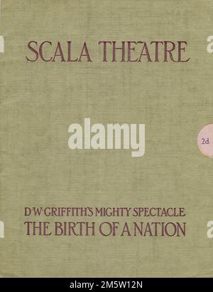 Titelseite der Originalveröffentlichung Britisches Programm für das Scala Theatre in London zur GEBURT Eines 1915-REGISSEURS D.W. GRIFFITH Roman/Spiel Thomas Dixon Jr. David W. Griffith Corp / Epoch Producing Corporation Stockfoto