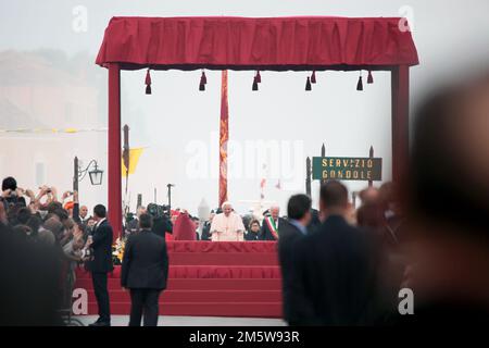 Venedig, Italien. 07. Mai 2011. Päpstlicher Besuch von Papst Benedikt XVI in Venedig 07-08. Mai 2011 Kredit: Unabhängige Fotoagentur/Alamy Live News Stockfoto