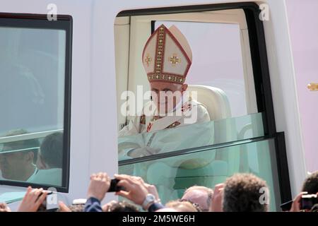 Venedig, Italien. 09. Mai 2011. Päpstlicher Besuch von Papst Benedikt XVI in Venedig 07-08. Mai 2011 Kredit: Unabhängige Fotoagentur/Alamy Live News Stockfoto
