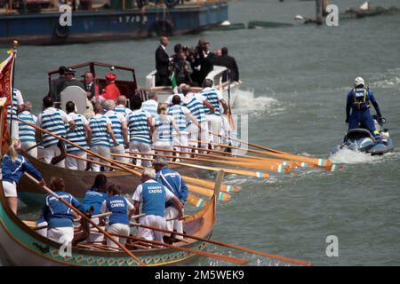 Venedig, Italien. 09. Mai 2011. Päpstlicher Besuch von Papst Benedikt XVI in Venedig 07-08. Mai 2011 Kredit: Unabhängige Fotoagentur/Alamy Live News Stockfoto