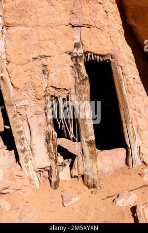 Splitebene - Ruin. Rucksacktouren in Grand Gulch und Anasazi-Wohnungen und Felskunst. In Der Nähe Von Blanding, Utah, Usa. Stockfoto