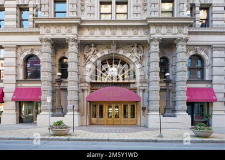 Das Ellicott Square Building, einst das größte Bürogebäude der Welt, wurde von Daniel Burnham & Company entworfen und 1896 fertiggestellt. Stockfoto