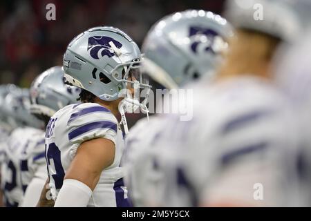 New Orleans, LA, USA. 31. Dezember 2022. Kansas State Wildcats beim All State Sugar Bowl zwischen der University of Alabama Crimson Tide und den Kansas State University Wildcats im Caesars Superdome in New Orleans, LA. Alabama gewinnt gegen KState, 45-20. Patrick Green/CSM/Alamy Live News Stockfoto