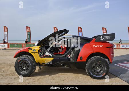 201 LOEB Sebastien (Fra), LURQUIN Fabian (Bel), Bahrain RAID Extreme, BRX, Prodrive Hunter, Auto, FIA W2RC, Action während der Starting Podium Ceremony of the Dakar 2023, am 31. Dezember 2022 in der Nähe von Yanbu, Saudi-Arabien - Foto: Gigi Soldano /DPPI/LiveMedia Stockfoto